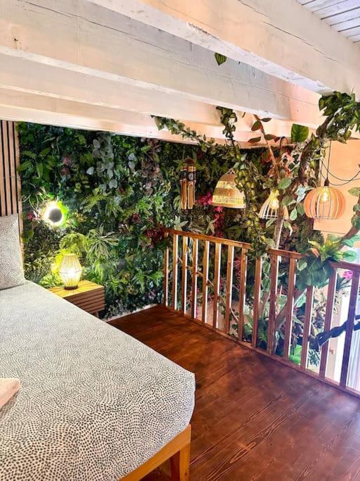 Jungle Avec Jaccuzi Appartamento